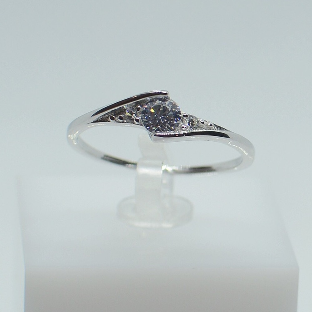 .925 Sterling Silver Round Solitaire CZ Ring
